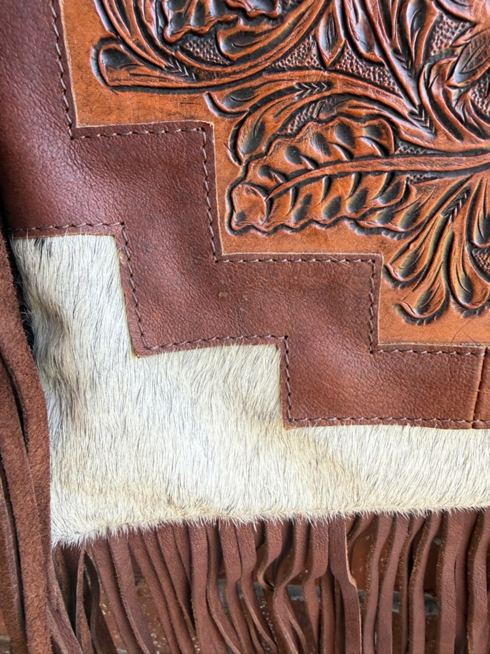American Darling Fringe Tooled Leather Crossbody Bag with Cow Hide - Picture 4 of 10